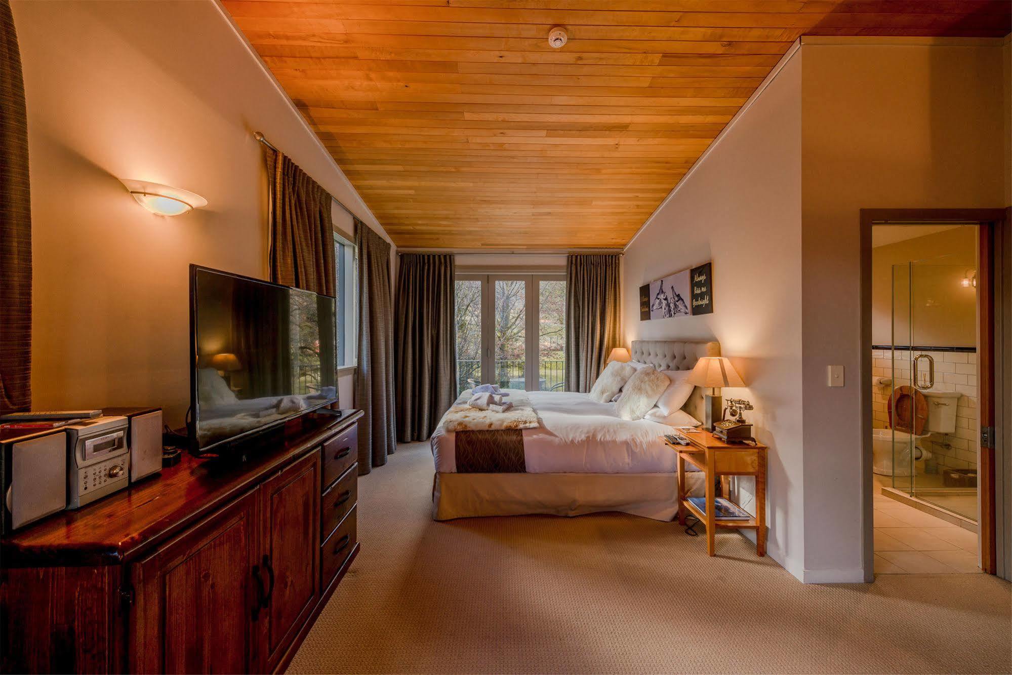 Remarkables Lodge Jack's Point Exterior photo